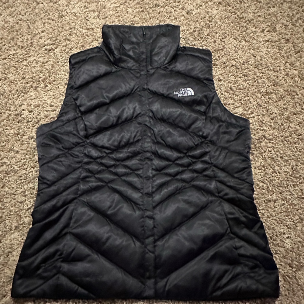 North face puff vest